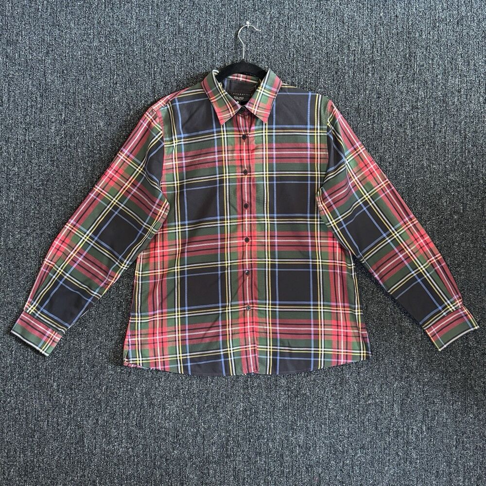 Foxcroft Non Iron Shirt Women’s‎ Sz 12 Plaid Button Down Long Sleeve Preppy